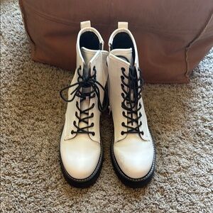 Madden girl  White Lace-Up Boots